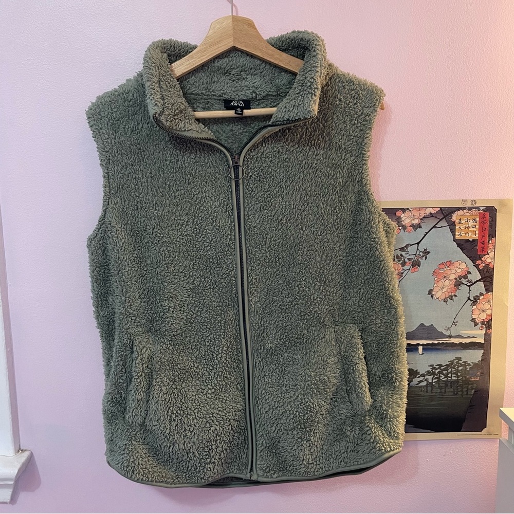 Fluffy and Cozy Muted Green Teddy Vest, Size Women’s Medium, Zip Up